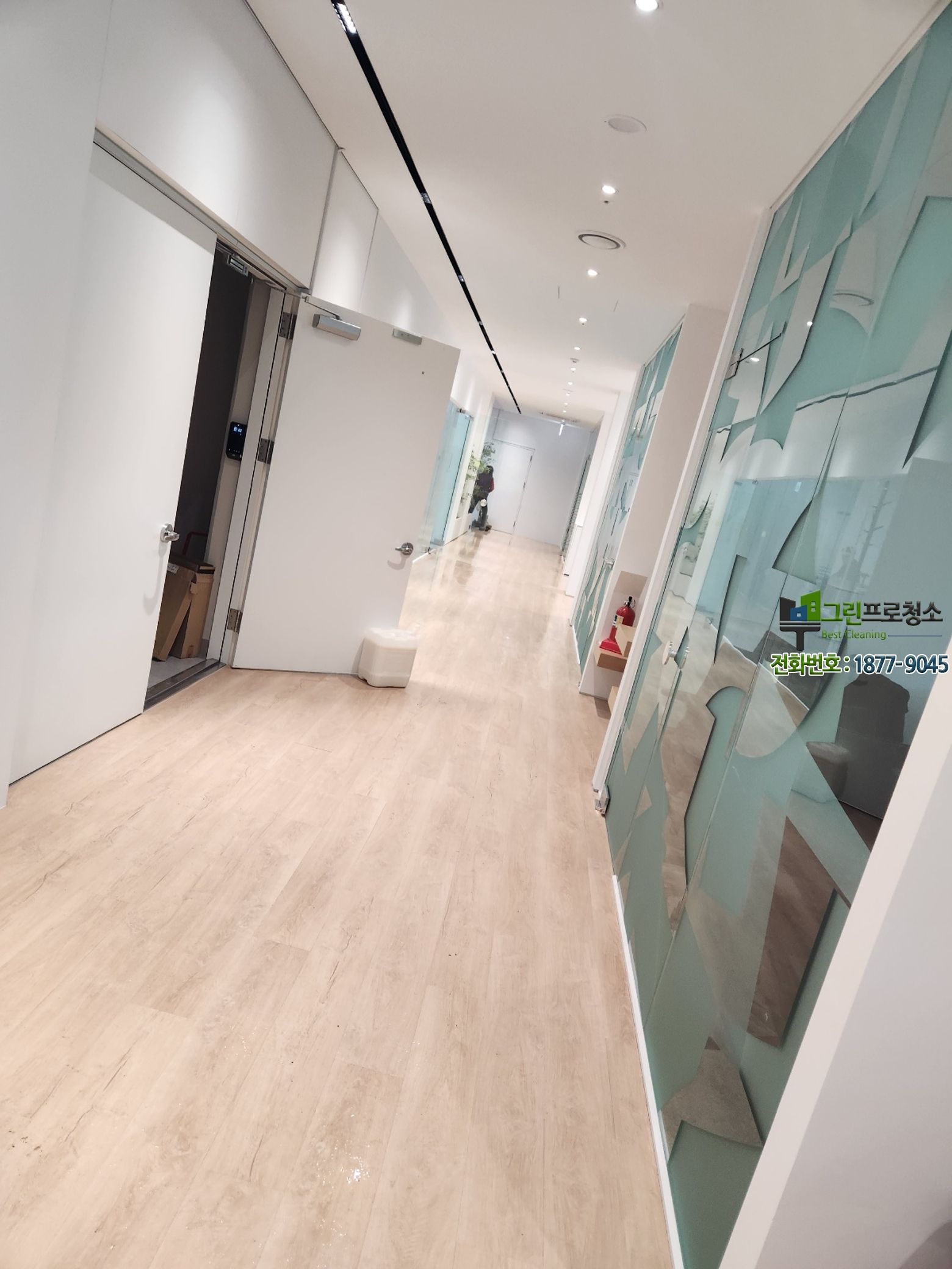 안산 공장 바닥 시공 후 왁스코팅 작업 공정 설명 이미지