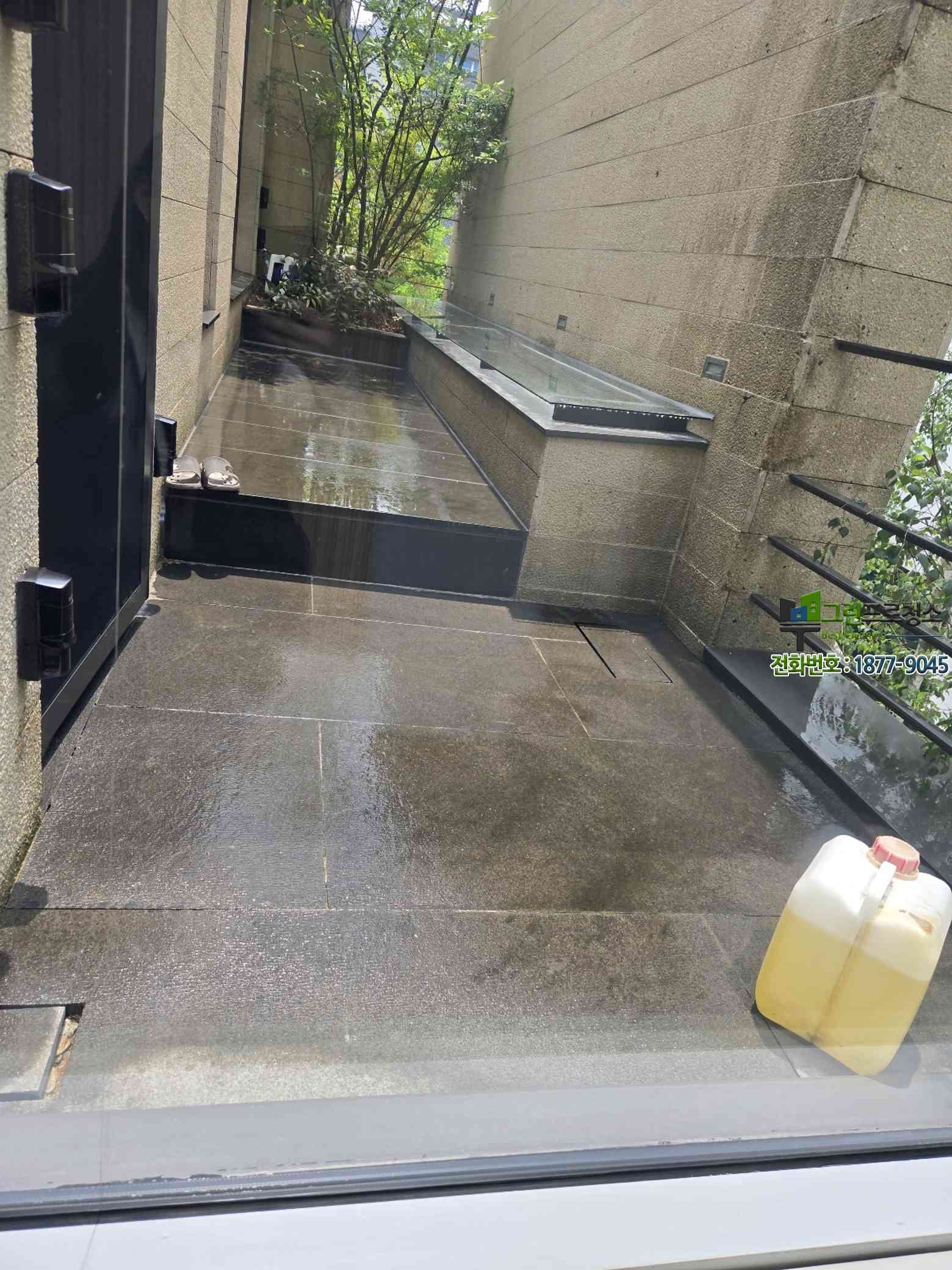 전문 청소 장비를 활용한 외벽 관리 과정