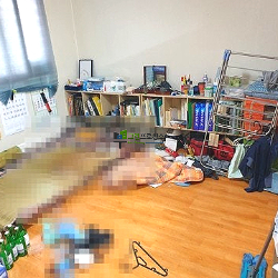 폐기물 분리 작업중입니다.